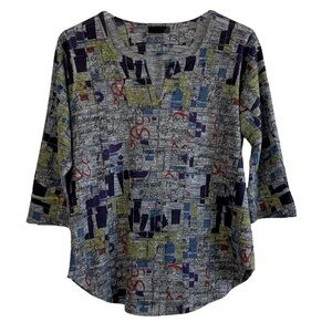 INOAH‎  - SIZE MEDIUM - GOTH STYLE GRAFFITI LIKE PRINT - MULTI COLORED - B11